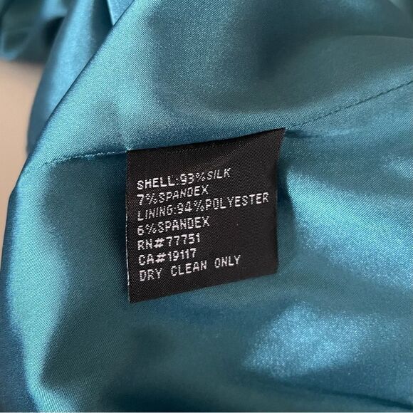 Betsey Johnson Y2K Babydoll Silk Dress Size 2 Whimsigoth 90s Ruched Halter Midi - Picture 9 of 10